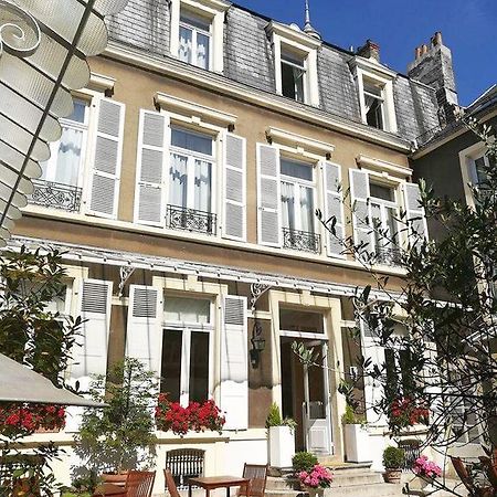 Enclos De L'Eveche Boulogne-sur-Mer Bagian luar foto